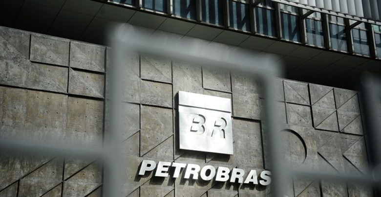 Após constantes aumentos, Petrobras anuncia redução da gasolina e diesel 9084790 780x405 - Após constantes aumentos, Petrobras anuncia redução da gasolina e diesel