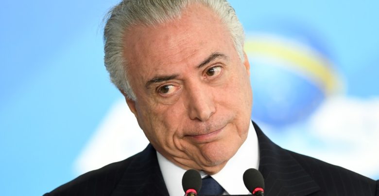 Temer autoriza uso de forças federais para desbloquear rodovias AFP TN010 831 780x405 - Temer autoriza uso de forças federais para desbloquear rodovias