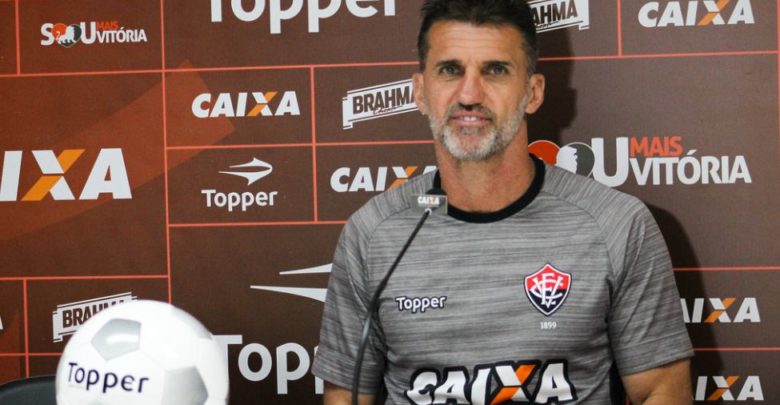 Vágner Mancini promete mudança no Vitória após nova derrota Vitoria Vagner Mancini 2 780x405 - Vágner Mancini promete mudança no Vitória após nova derrota