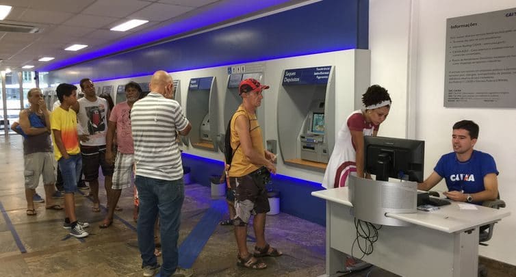 Bancos ampliam caixas compartilhados caixas eletronicos 1 754x405 - Bancos ampliam caixas compartilhados