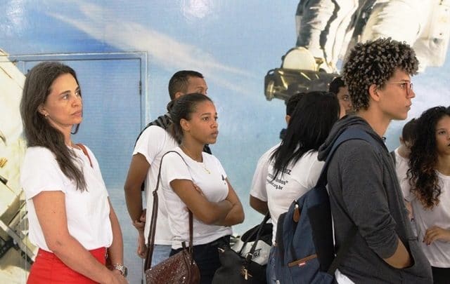 Carla Vilhena se encanta ao visitar pela primeira vez o Museu Parque do Saber carla 640x405 - Carla Vilhena se encanta ao visitar pela primeira vez o Museu Parque do Saber