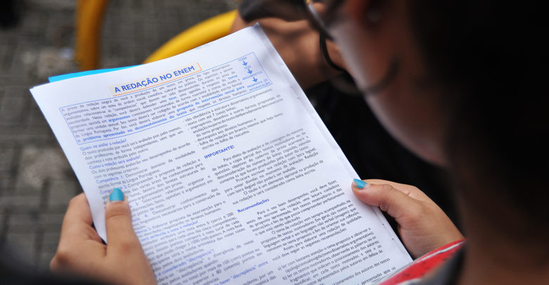 Estudantes têm até quarta-feira para pagar taxa de inscrição no Enem veja com enem editadas48 780x405 - Estudantes têm até quarta-feira para pagar taxa de inscrição no Enem