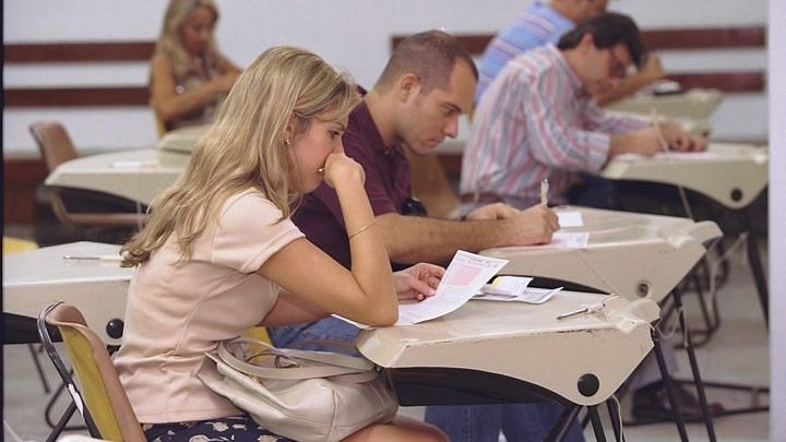 Prefeitura baiana encerra concurso nesta segunda-feira (13); salário de até R$ 10.364 322953 concurso público 720x405 - Prefeitura baiana encerra concurso nesta segunda-feira (13); salário de até R$ 10.364
