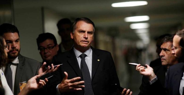 Ação pede que TSE barre candidatura de Bolsonaro BBM5mdP 780x405 - Ação pede que TSE barre candidatura de Bolsonaro