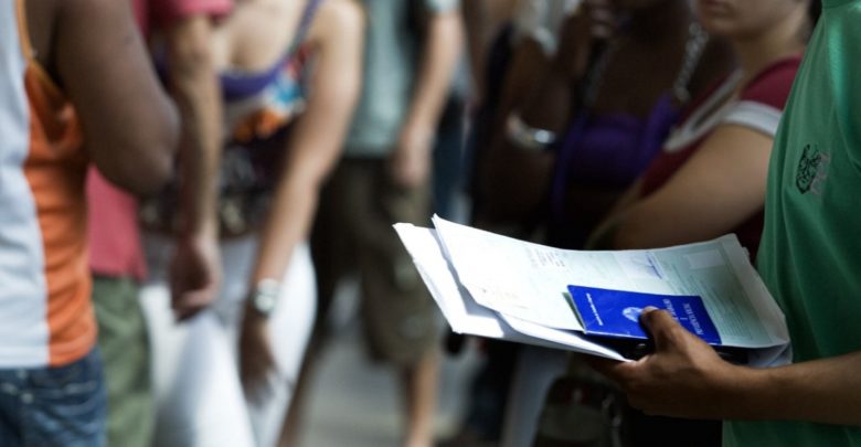Bahia gera 2.540 novos empregos em maio e segue liderando o Nordeste desemprego 780x405 - Bahia gera 2.540 novos empregos em maio e segue liderando o Nordeste