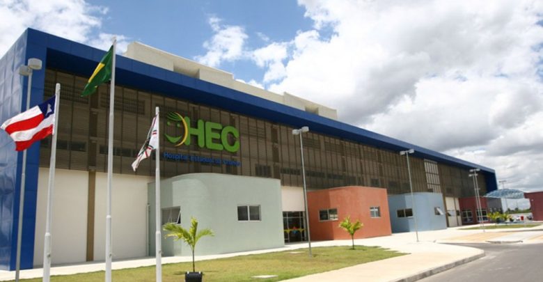 Criança morre após beber querosene enquanto brincava no quintal de casa hec feira 780x405 - Criança morre após beber querosene enquanto brincava no quintal de casa