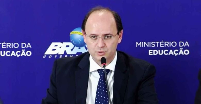500 mil estudantes poderão renegociar dívida do Fies, diz ministro ministro 780x405 - 500 mil estudantes poderão renegociar dívida do Fies, diz ministro