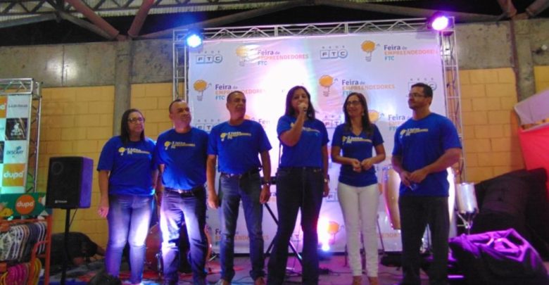 Criatividade é o principal atrativo da X Feira de Empreendedores da FTC abertura feira de empreendedores 780x405 - Criatividade é o principal atrativo da X Feira de Empreendedores da FTC