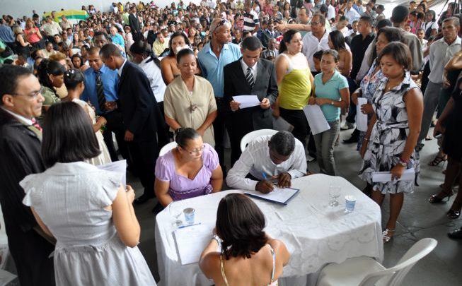 Noivos devem chegar às 7 horas para Casamento Coletivo, nesta quinta casamento coletivo 653x405 - Noivos devem chegar às 7 horas para Casamento Coletivo, nesta quinta