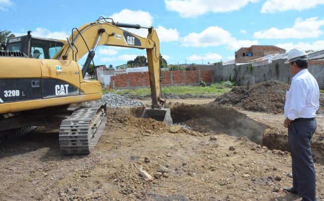 Obras do Terminal BRT na Ayrton Senna são reiniciadas e devem ser concluídas em dezembro colbert obras 653x405 - Obras do Terminal BRT na Ayrton Senna são reiniciadas e devem ser concluídas em dezembro