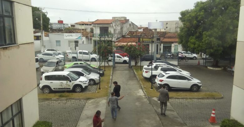 Empresário é ouvido em delegacia após vídeos ofensivos nas redes sociais complexo de delegacias 780x405 - Empresário é ouvido em delegacia após vídeos ofensivos nas redes sociais