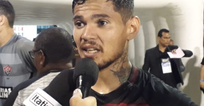 Vitória empata com o Paraná e continua em situação delicada no Campeonato Brasileiro. leo ceará 780x405 - Vitória empata com o Paraná e continua em situação delicada no Campeonato Brasileiro.