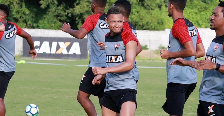 Quem tem e quem não tem contrato com o Vitória para 2019? vitoria 780x405 - Quem tem e quem não tem contrato com o Vitória para 2019?