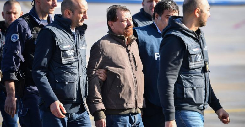 Cesare Battisti chega à Itália após quase 40 anos foragido battisti14 780x405 - Cesare Battisti chega à Itália após quase 40 anos foragido