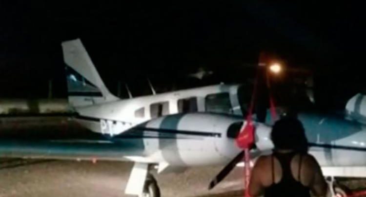 Avião com o cantor Amado Batista faz pouso de emergência em Jequié avião Amado Batista 750x405 - Avião com o cantor Amado Batista faz pouso de emergência em Jequié