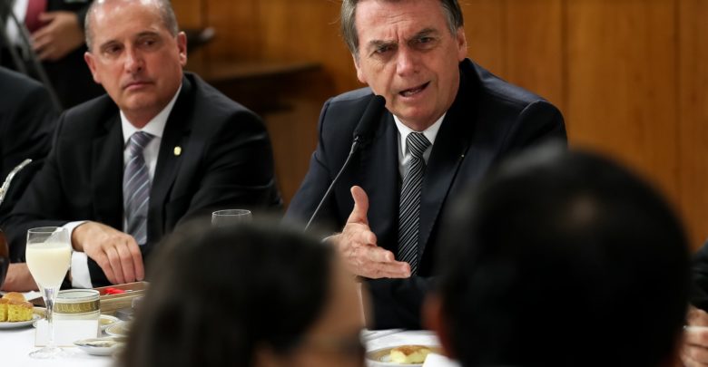 'Falar que se passa fome no Brasil é uma grande mentira', diz Bolsonaro BOLSO 780x405 - 'Falar que se passa fome no Brasil é uma grande mentira', diz Bolsonaro