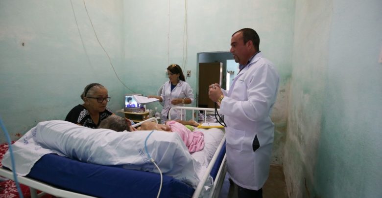 Com saída de cubanos, cerca de 600 cidades podem ficar sem médico, diz entidade 4266243 780x405 - Com saída de cubanos, cerca de 600 cidades podem ficar sem médico, diz entidade