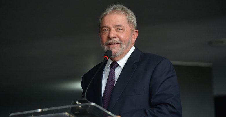 Após decisão do STF, juiz manda soltar ex-presidente Lula Lula 780x405 - Após decisão do STF, juiz manda soltar ex-presidente Lula