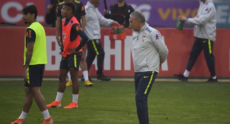 Em treino 'secreto', Tite escala Alex Sandro como titular da seleção para a final ttreino final 750x405 - Em treino 'secreto', Tite escala Alex Sandro como titular da seleção para a final