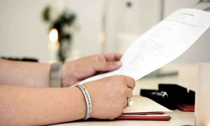 STJ autoriza acréscimo de sobrenome do cônjuge após casamento casamento 675x405 - STJ autoriza acréscimo de sobrenome do cônjuge após casamento