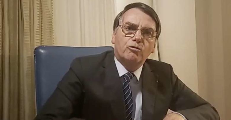 Sem citar Lula, Bolsonaro se pronuncia: 'Não dê munição ao canalha' Bolsonaro 780x405 - Sem citar Lula, Bolsonaro se pronuncia: 'Não dê munição ao canalha'